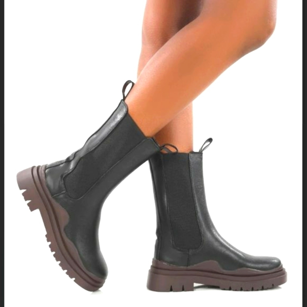 Dolls Kill Public Desire CHERRY BLACK CHUNKY SOLE CHELSEA ANKLE BOOTS 6 - Picture 3 of 16